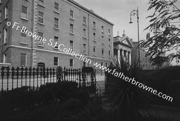 ST F.X.CHURCH GARDINER STREET EXTERIOR